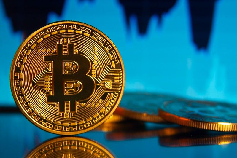 Bitcoin buyers break little sweat as $12,000 breached
